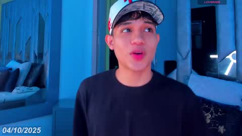 Snapshot of sebax_00 chatting on October 2025 09:02:01 PM Sebastian online show from October 2025 09:02:01 PM