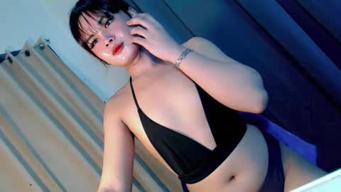 kwen online show from October 2025 07:15:02 PM