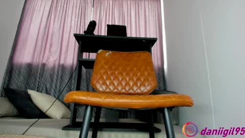 Snapshot of secret_daniell1 chatting on February 2025 03:10:02 PM Daniela online show from February 2025 03:10:02 PM