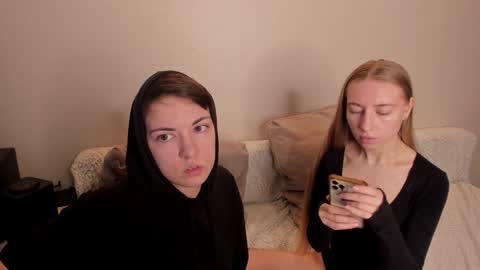 Snapshot of secret_dreams_ chatting on December 2024 08:45:02 AM Amanda and pair in a real life we love each other but can play with you online show from December 2024 08:45:02 AM