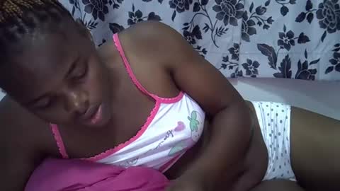 Snapshot of secret_seducer chatting on November 2025 07:24:01 PM cruce online show from November 2025 07:24:01 PM