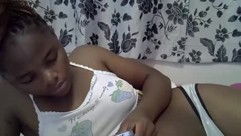 Snapshot of secret_seducer chatting on November 2025 07:35:02 PM cruce online show from November 2025 07:35:02 PM