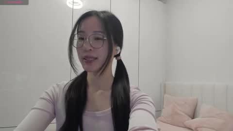 Snapshot of secretgirlfriendxo chatting on November 2025 01:31:01 AM Angela online show from November 2025 01:31:01 AM