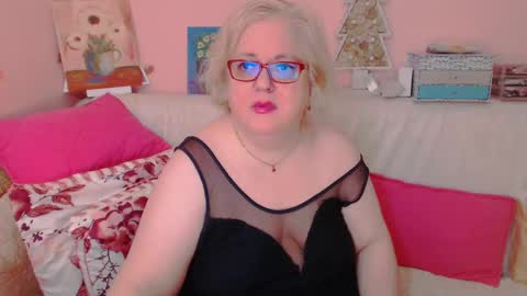 Alice online show from February 2025 09:11:02 PM