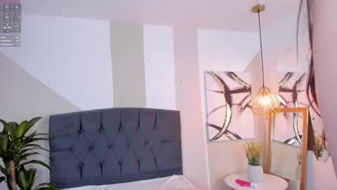 Snapshot of secretprivatebunny chatting on January 2025 10:35:02 PM Maria online show from January 2025 10:35:02 PM