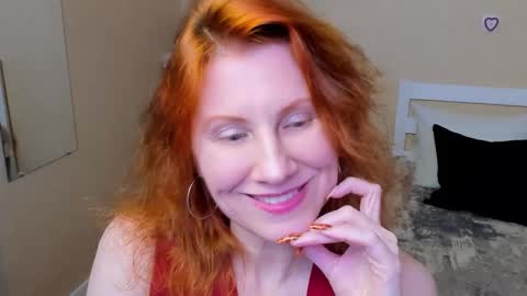 Snapshot of seductive_foxy_ chatting on October 2025 03:45:01 AM seductive_foxy_ online show from October 2025 03:45:01 AM