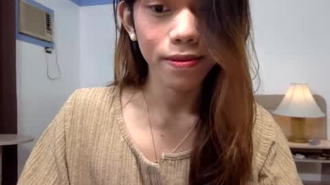 Snapshot of seductive_nessie chatting on November 2025 10:26:01 AM seductive_nessie online show from November 2025 10:26:01 AM