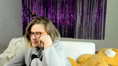 seductive_she_wolf online show from March 2025 05:25:01 PM