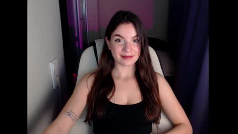 Snapshot of seeemily chatting on February 2025 01:10:02 PM Emily online show from February 2025 01:10:02 PM