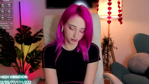 Selena Lily online show from February 2025 03:23:01 AM