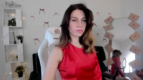 Selena online show from February 2025 08:31:02 AM