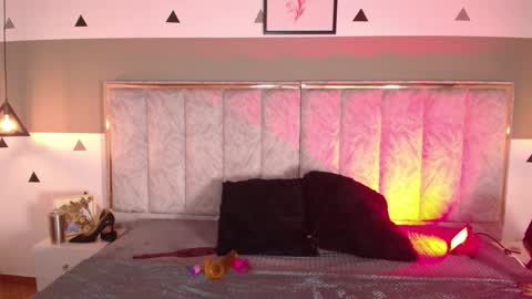 Selene online show from October 2025 11:36:02 AM