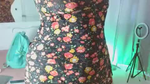 Selenna1 online show from January 2025 02:32:02 PM