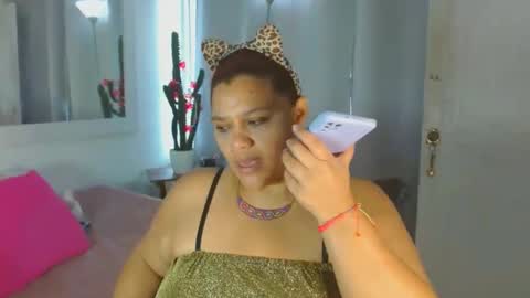 Selenna1 online show from February 2025 01:36:01 PM