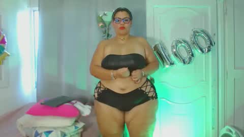 Selenna1 online show from September 2025 03:12:02 PM