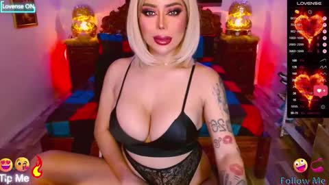 Snapshot of selina_diorxxx chatting on October 2025 05:04:01 AM Will You Be My CumDumpster in Real Drink My Milk online show from October 2025 05:04:01 AM