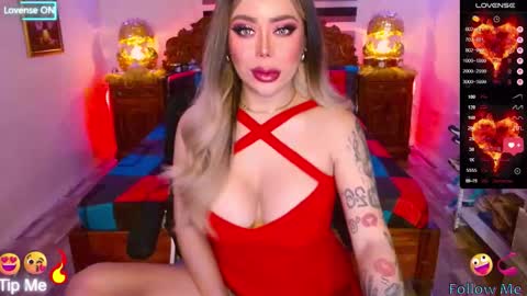 Snapshot of selina_diorxxx chatting on October 2025 05:17:01 AM Will You Be My CumDumpster in Real Drink My Milk online show from October 2025 05:17:01 AM