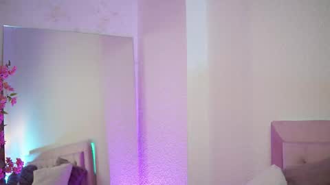  Selina  online show from November 2025 08:07:01 PM