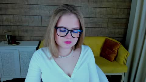 SelinSwarovski online show from January 2025 11:43:01 PM