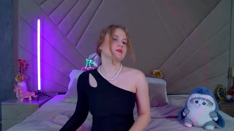 SelinSwarovski online show from January 2025 11:34:01 PM