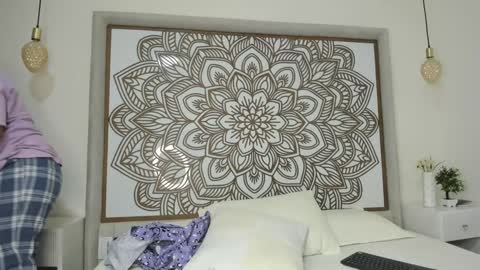 Snapshot of selket_ chatting on January 2025 05:06:01 PM Selket online show from January 2025 05:06:01 PM