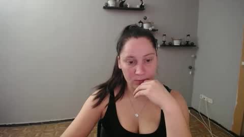 Snapshot of sellavix chatting on October 2025 06:49:02 PM Sellavix online show from October 2025 06:49:02 PM