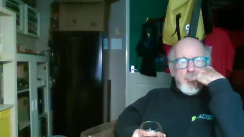 Snapshot of semajstretsa chatting on January 2025 03:58:01 PM frederick online show from January 2025 03:58:01 PM