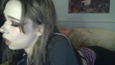 Snapshot of sendforesme chatting on March 2025 12:55:02 AM goddess esme online show from March 2025 12:55:02 AM