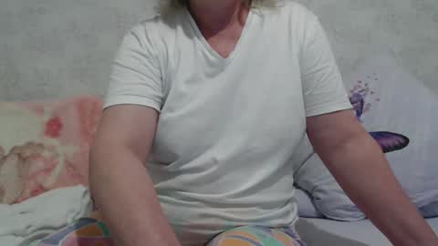 Snapshot of seniorita333 chatting on February 2025 07:07:02 AM Lenna online show from February 2025 07:07:02 AM