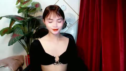 Snapshot of sensational_yeng chatting on October 2025 12:15:02 PM sensational_yeng online show from October 2025 12:15:02 PM