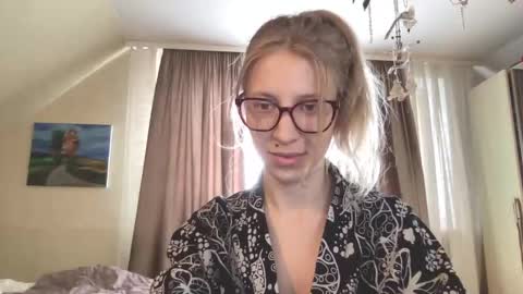 senseinner online show from October 2025 12:22:02 PM