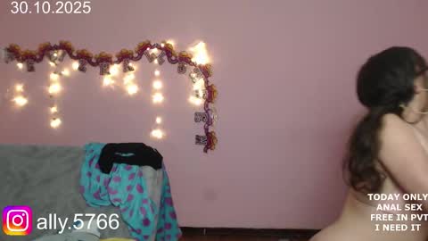 Snapshot of senshiboy666 chatting on October 2025 02:56:01 AM Your Boys online show from October 2025 02:56:01 AM