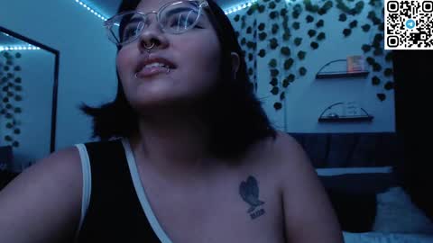 Snapshot of sensual_flame chatting on December 2024 01:04:02 AM Camille and sophie online show from December 2024 01:04:02 AM