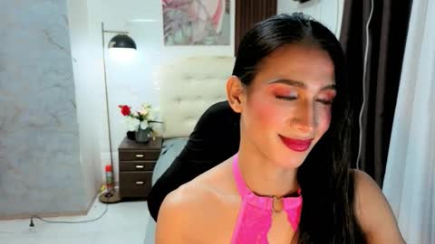 Snapshot of sensual_goergia chatting on October 2025 12:25:02 PM sensual_goergia online show from October 2025 12:25:02 PM