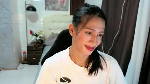 Snapshot of sensual_goergia chatting on October 2025 11:42:02 AM sensual_goergia online show from October 2025 11:42:02 AM