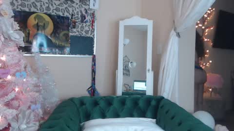 Snapshot of sensual_paradise_ chatting on February 2025 09:08:02 PM V online show from February 2025 09:08:02 PM