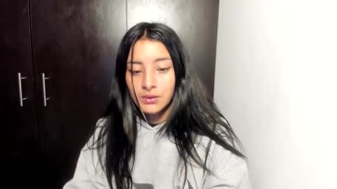 sensual_skinny online show from September 2025 12:30:01 PM