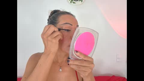 Snapshot of sephorandmonell chatting on November 2025 07:25:01 PM sephorandmonell online show from November 2025 07:25:01 PM