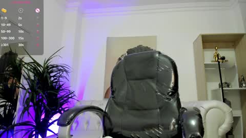 serena___ online show from December 2024 03:20:01 AM