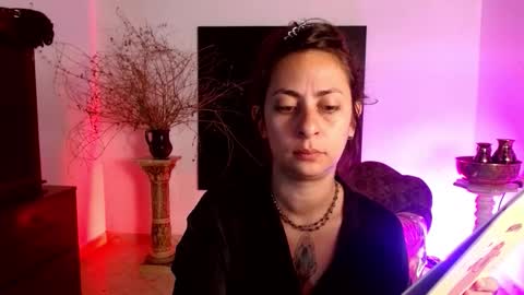 Serena Xyz online show from September 2025 04:56:01 PM