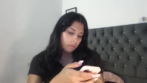 Snapshot of serenaroussee chatting on November 2025 02:10:01 AM sararoussee online show from November 2025 02:10:01 AM