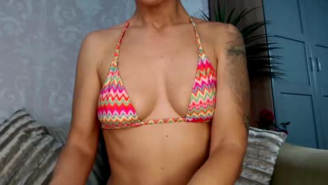 serenexx  your MILF online show from January 2025 01:22:02 PM