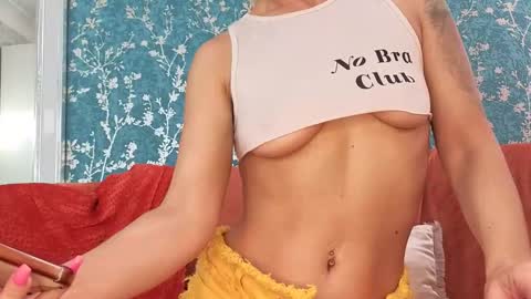 Snapshot of serenexxmilf chatting on September 2025 07:13:02 AM serenexx your MILF online show from September 2025 07:13:02 AM