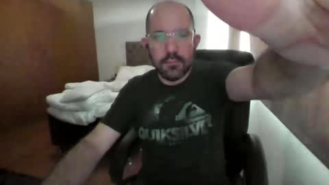 Snapshot of sergioruzafa80 chatting on December 2024 07:00:02 PM Sergio Russafa online show from December 2024 07:00:02 PM