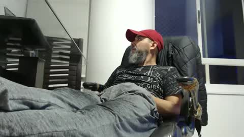 Snapshot of serioyhetero19 chatting on October 2025 10:59:02 PM hetero serio discreto online show from October 2025 10:59:02 PM