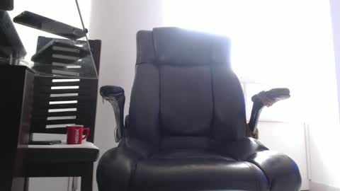 Snapshot of serioyhetero19 chatting on November 2025 09:47:01 PM hetero serio discreto online show from November 2025 09:47:01 PM