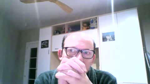 Snapshot of serrano49 chatting on January 2025 04:58:02 AM serrano49 online show from January 2025 04:58:02 AM