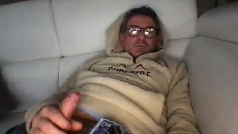 sesamechris92 online show from January 2025 04:35:01 PM