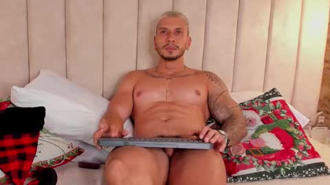 HEY IM SETH online show from December 2024 01:07:01 AM