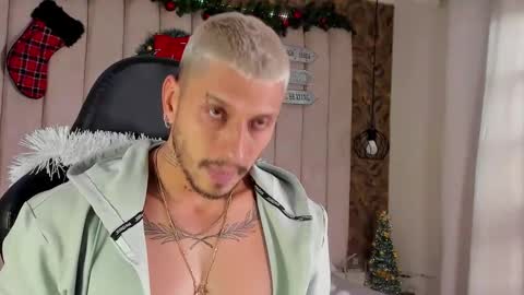 HEY IM SETH online show from December 2024 05:40:01 PM